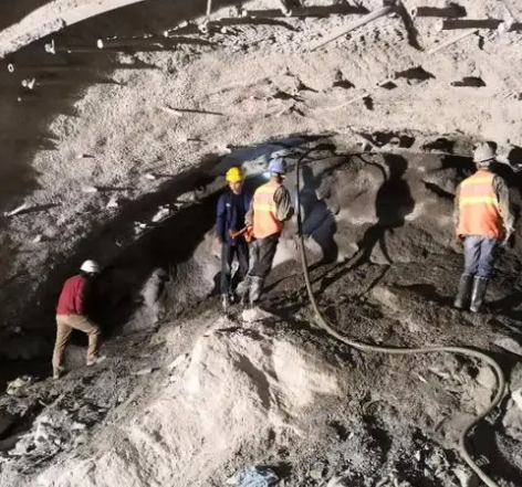 天水拱顶带模注浆料的施工流程及注意事项